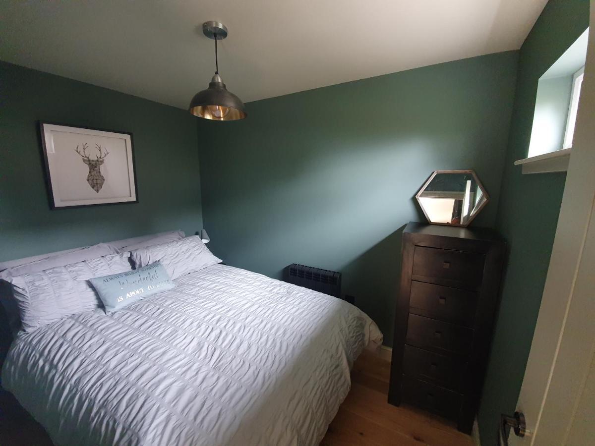 Little Woodbine Lodge Tain